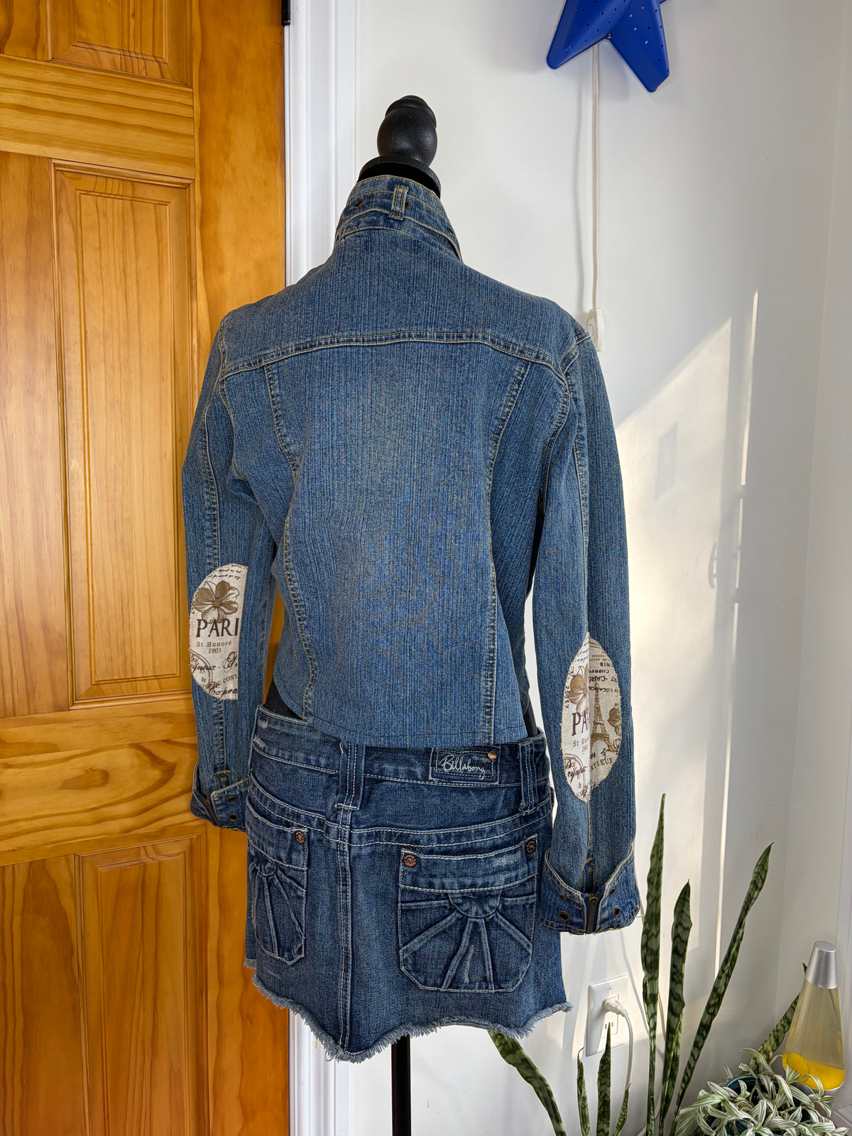 Y2K Cropped Jean Jacket - S/M