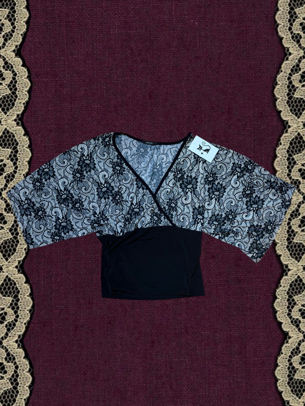Vintage Y2K Batwing Top