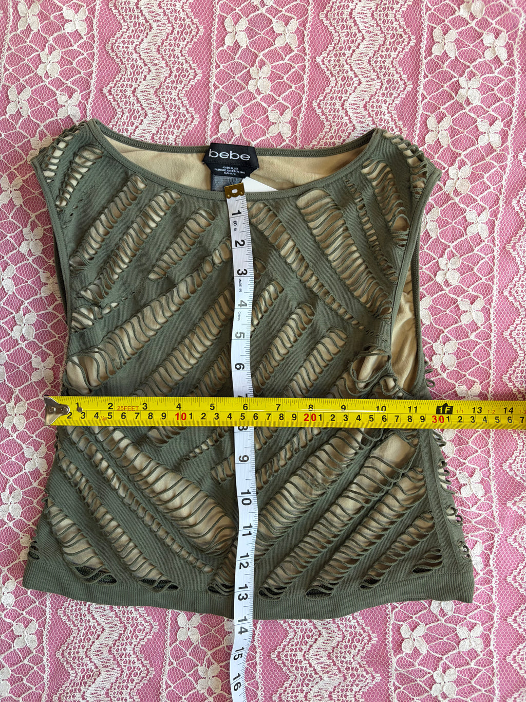 Bebe Crop Top - M