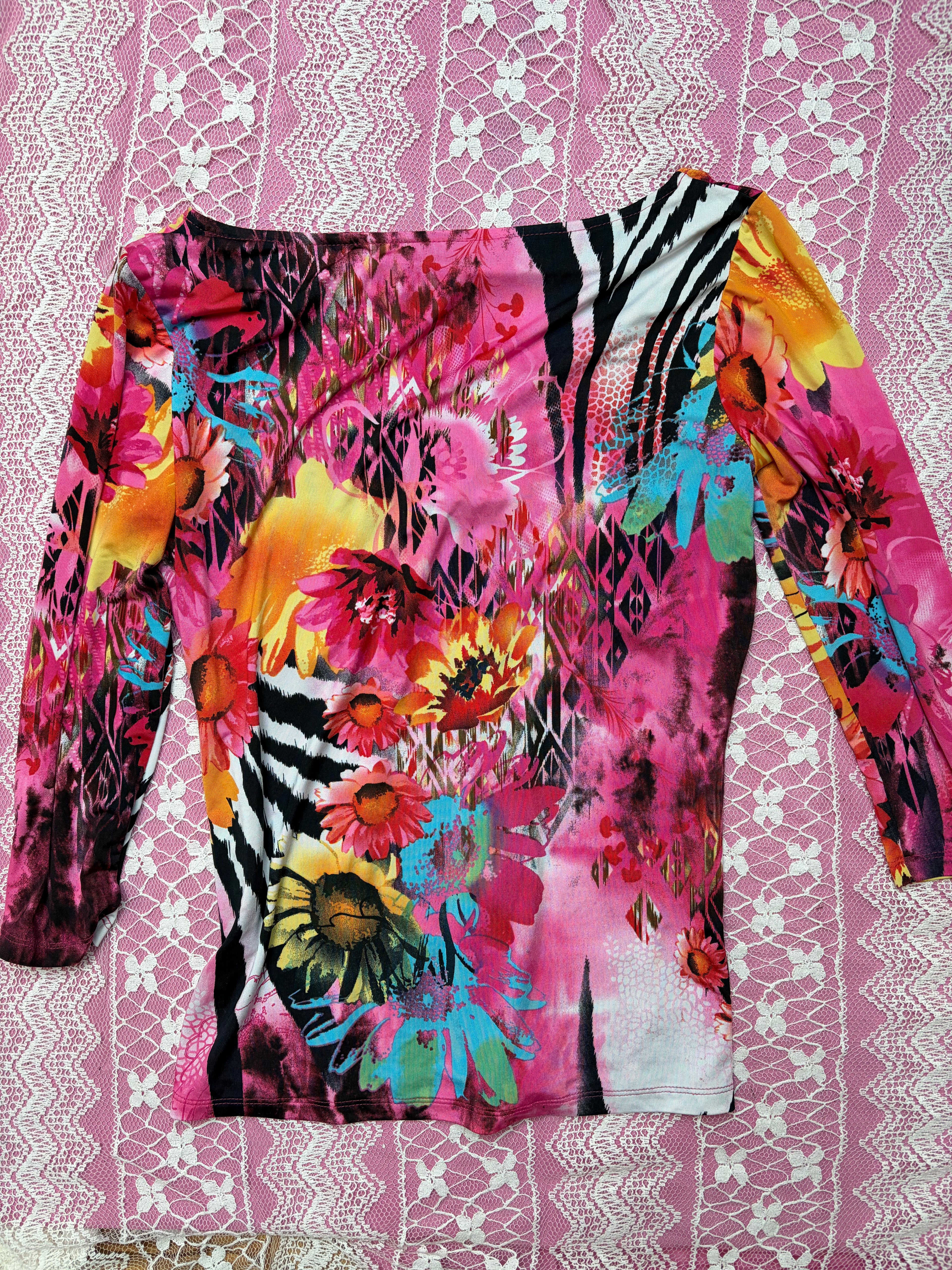 Funky Y2K 3/4 Sleeve - 6